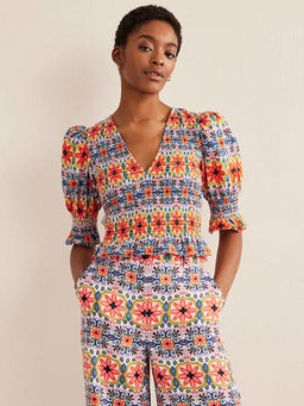 Boden Smocked Bodice Crop Top Multi Tapestry Stripe Ruffle Floral Vacation US 6